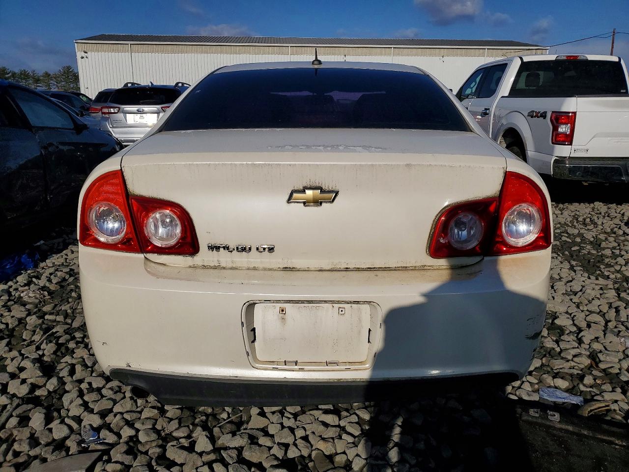 2011 CHEVROLET MALIBU photo 11