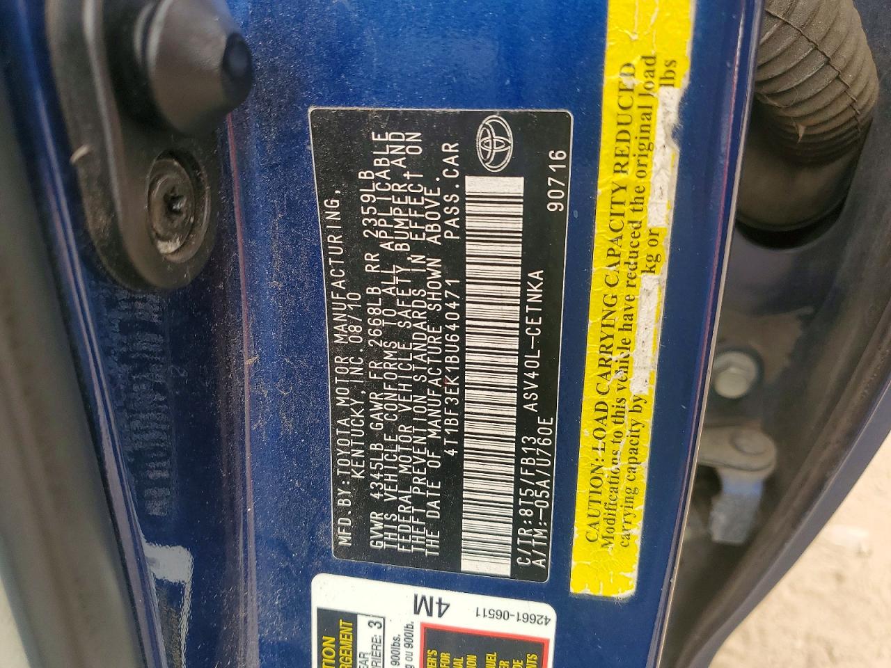2011 TOYOTA CAMRY BASE photo 12
