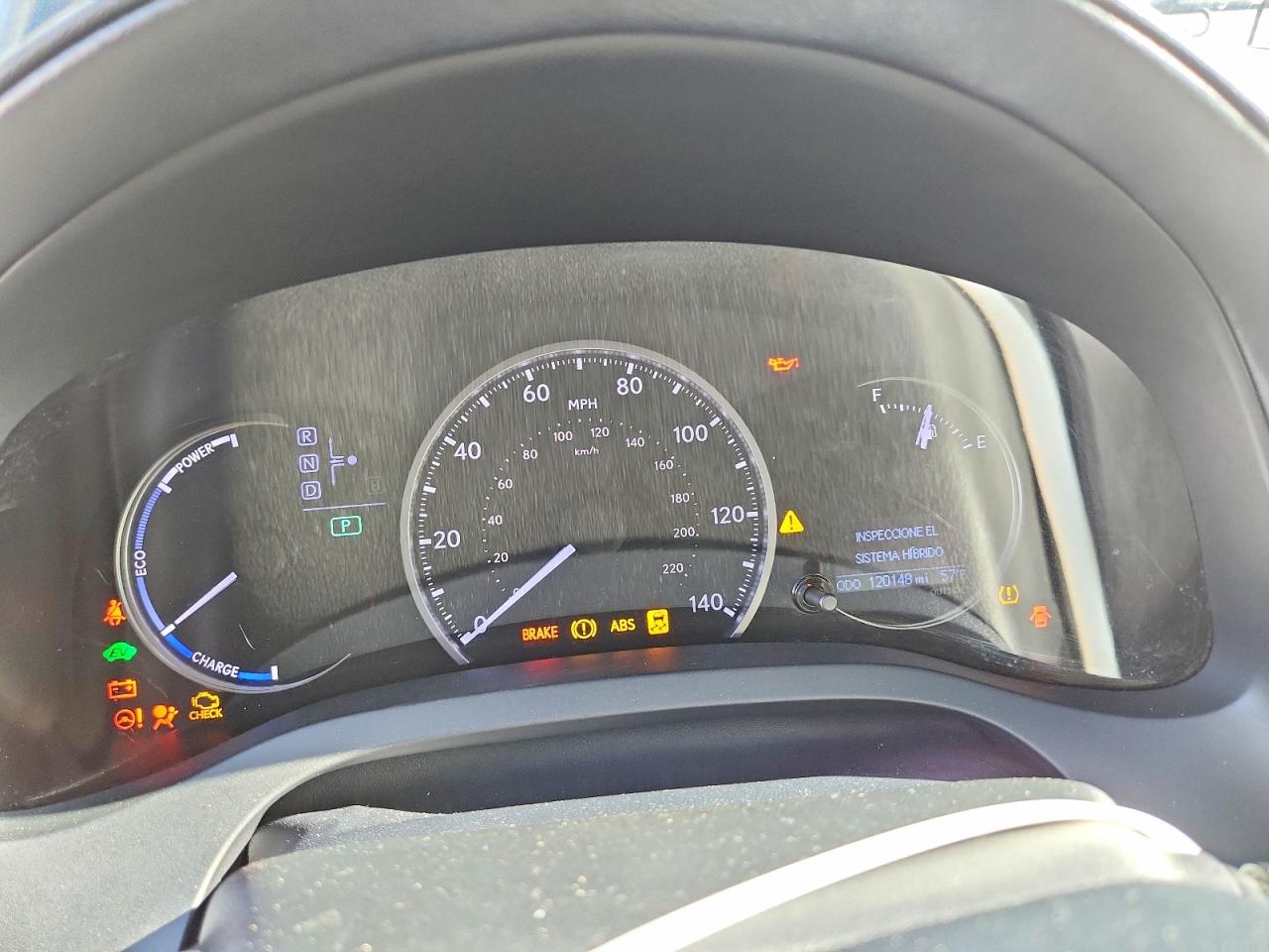 2013 LEXUS CT 200 photo 9