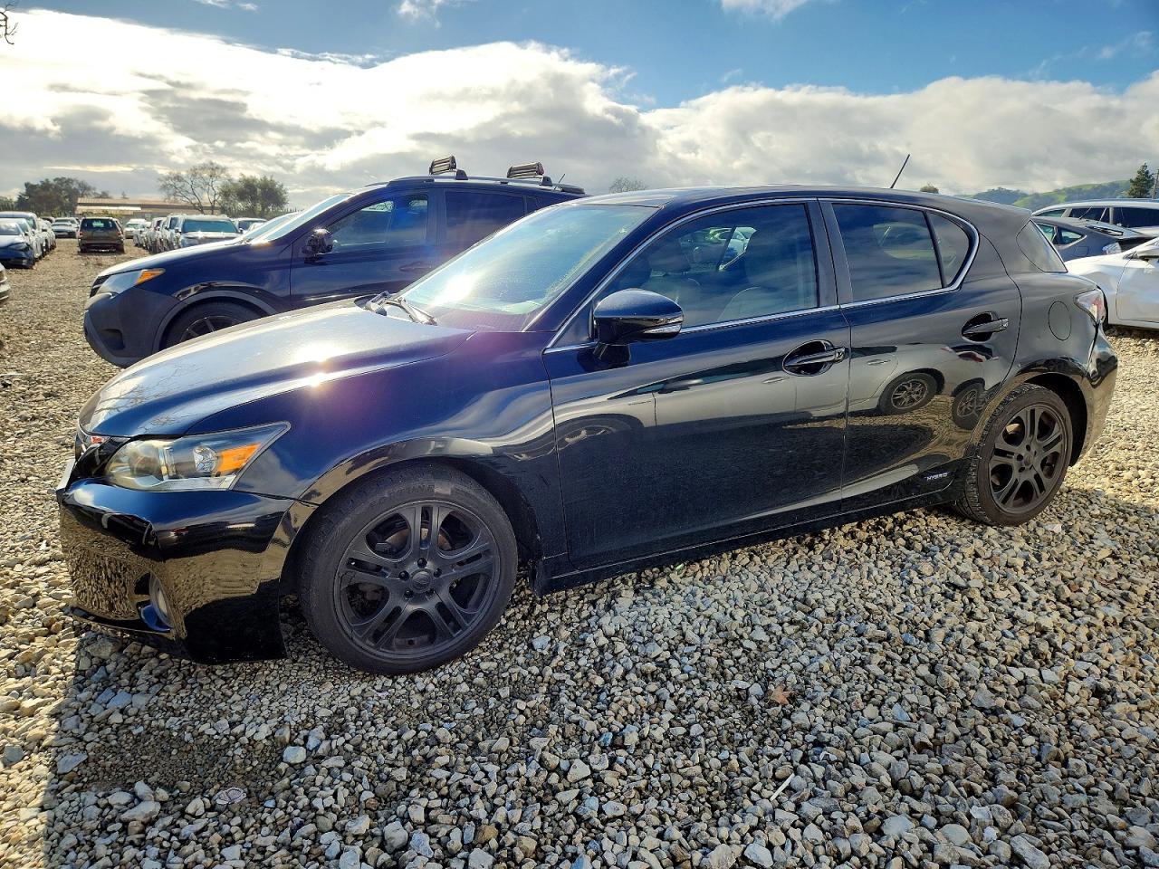 2013 LEXUS CT