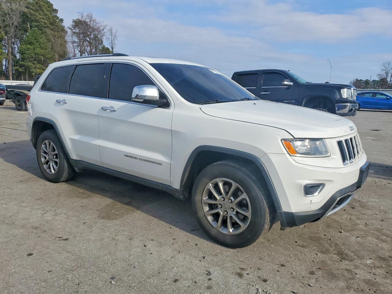 2015 JEEP GRAND CHEROKEE LIMITED photo 4