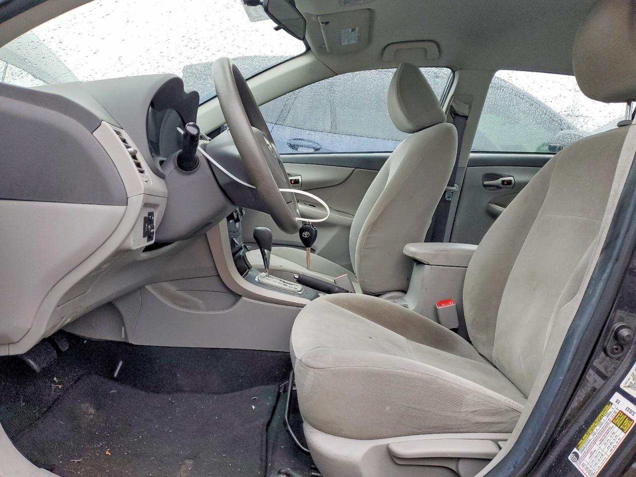 2010 TOYOTA COROLLA BASE photo 7