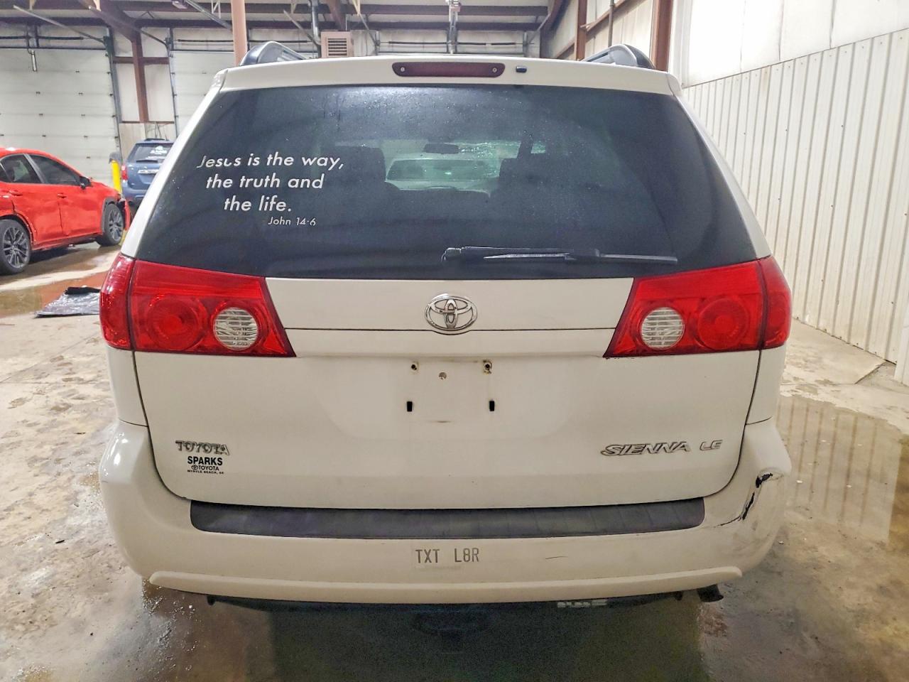 2006 TOYOTA SIENNA CE photo 6