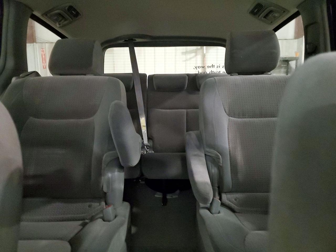 2006 TOYOTA SIENNA CE photo 10