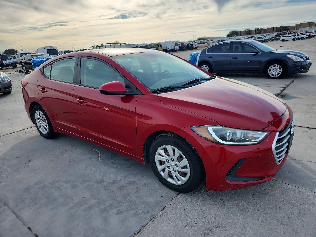 2017 HYUNDAI ELANTRA SE photo 4