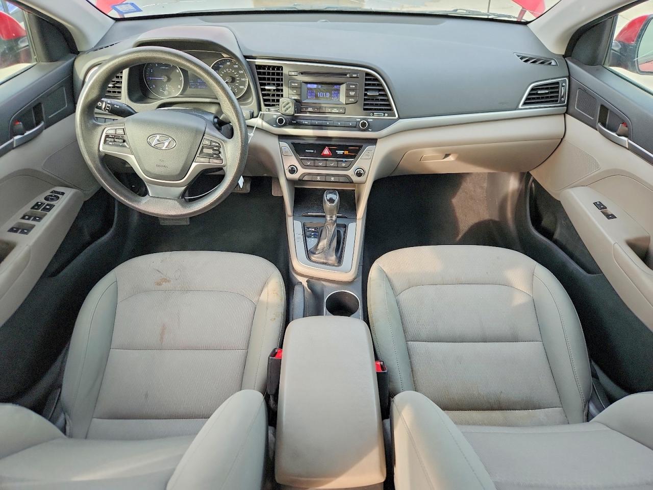 2017 HYUNDAI ELANTRA SE photo 8