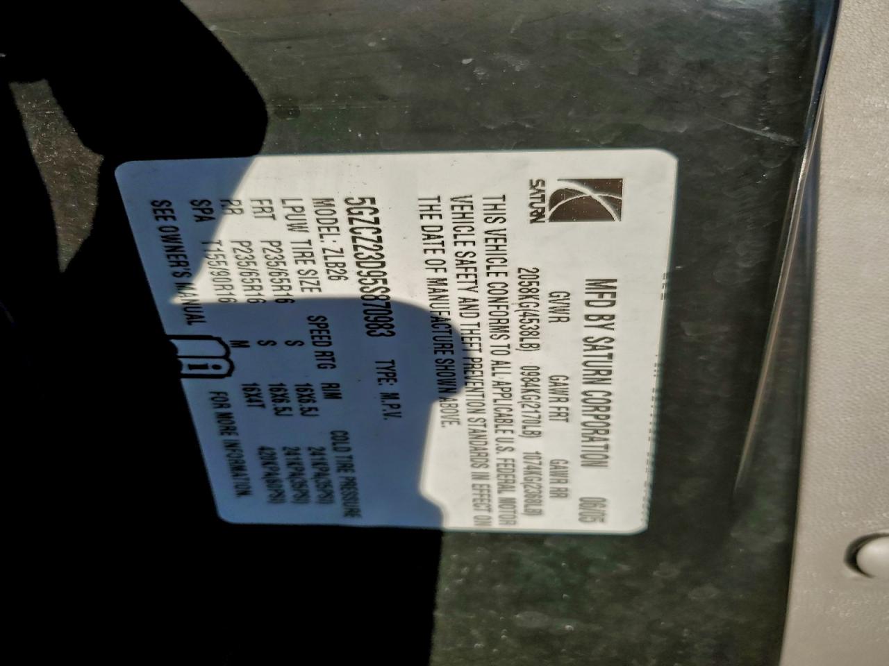 2005 SATURN VUE photo 12