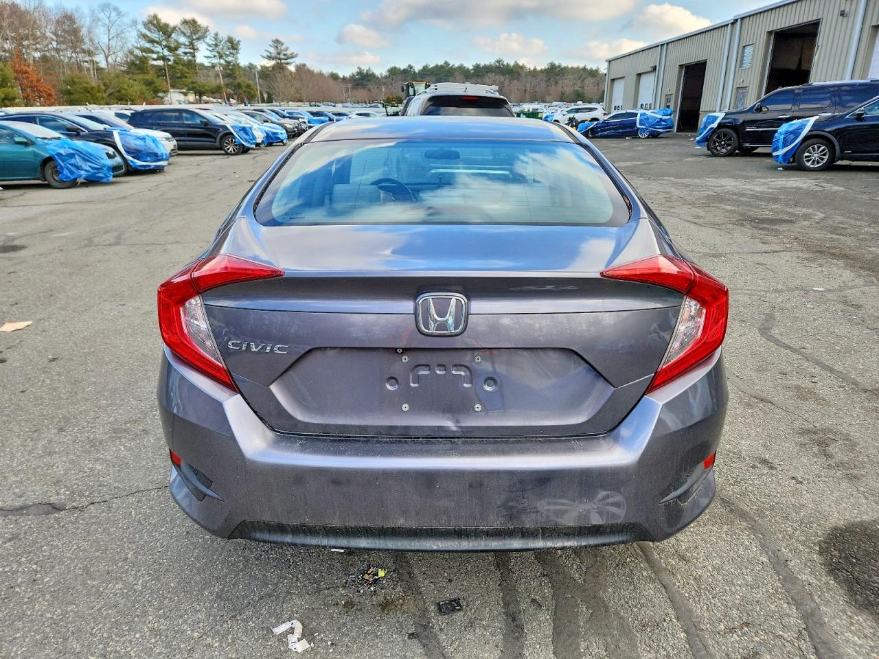 2016 HONDA CIVIC LX photo 11