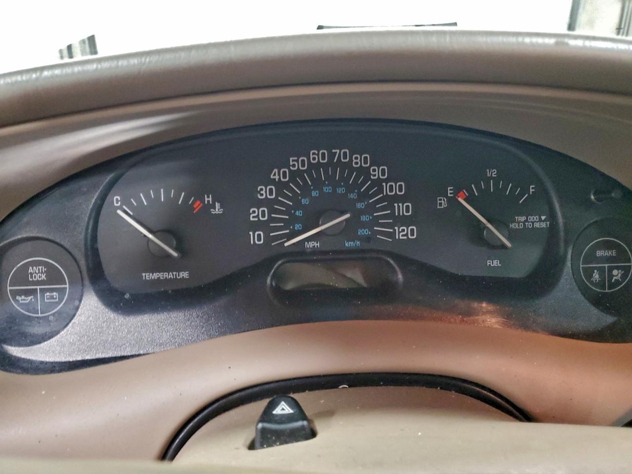 2003 BUICK CENTURY CUSTOM photo 9