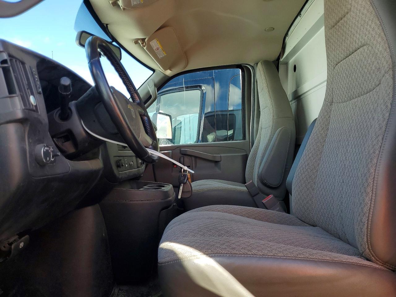 2018 CHEVROLET EXPRESS G3500 photo 7
