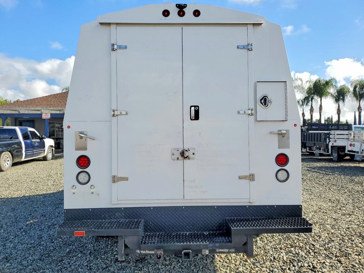 2018 CHEVROLET EXPRESS G3500 photo 6