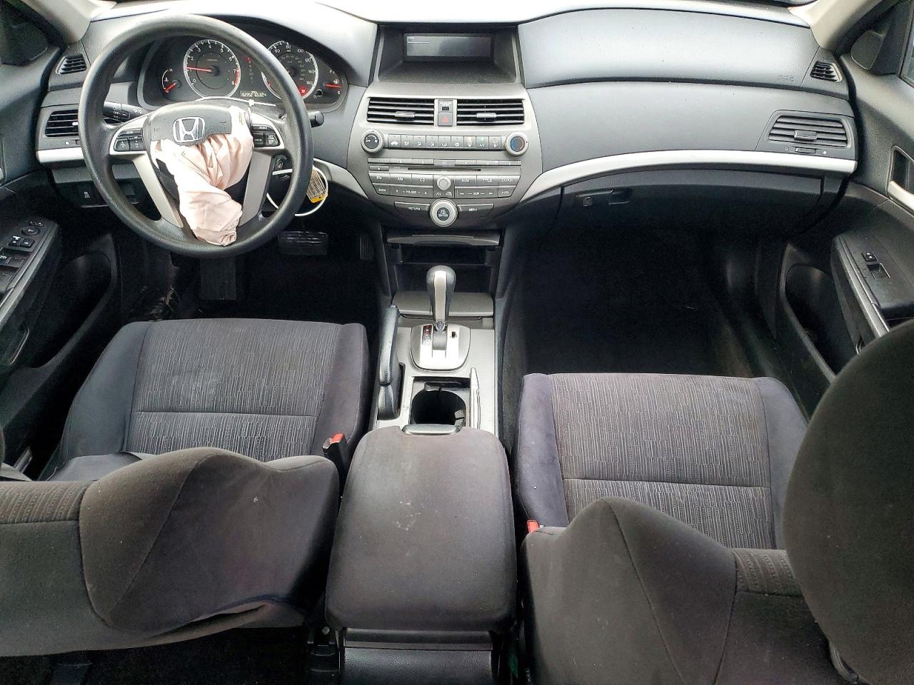 2012 HONDA ACCORD LX photo 8