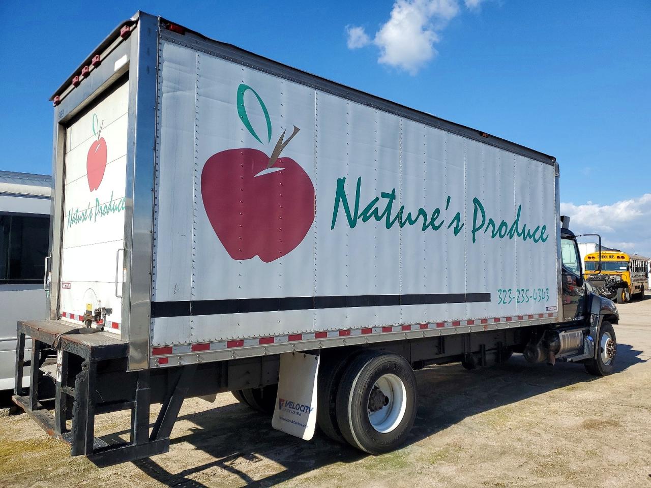 2015 HINO 268 REFRIGERATED BOX TRUCK photo 3