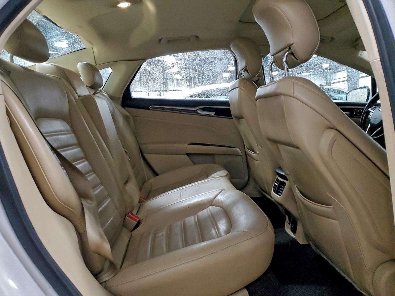2013 FORD FUSION SE photo 10