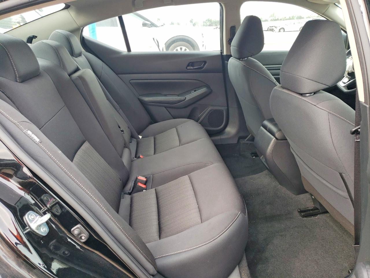 2024 NISSAN ALTIMA SV photo 10