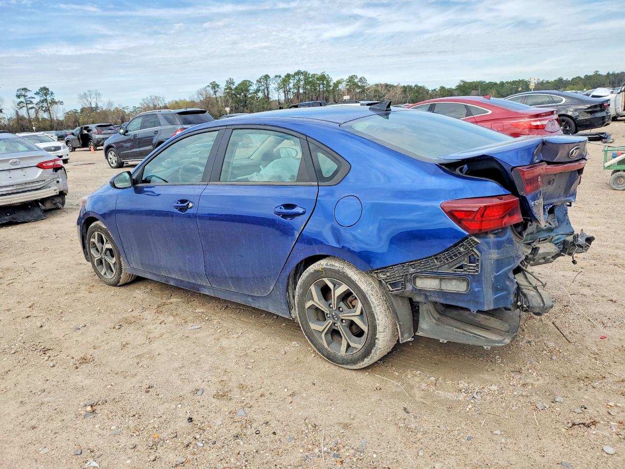 2021 KIA FORTE LXS photo 3