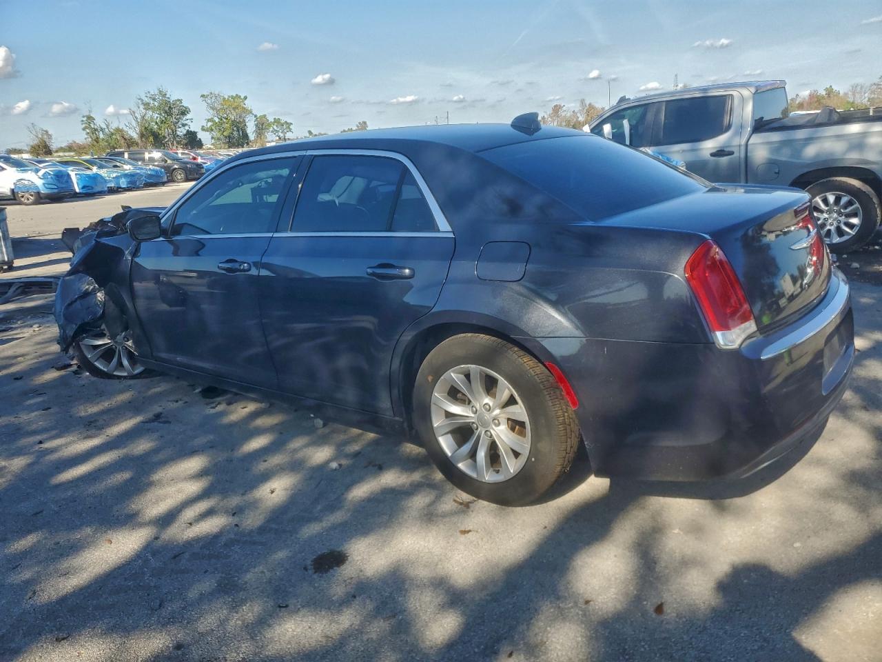 2016 CHRYSLER 300 LIMITED photo 2