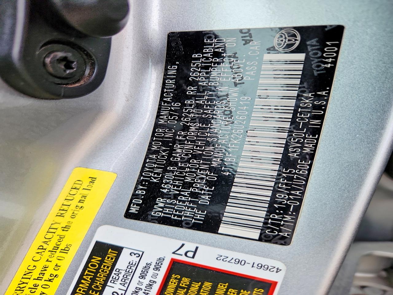 2016 TOYOTA CAMRY LE photo 12