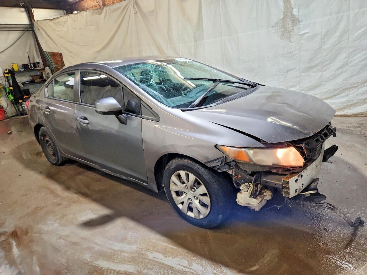 2012 HONDA CIVIC LX photo 4