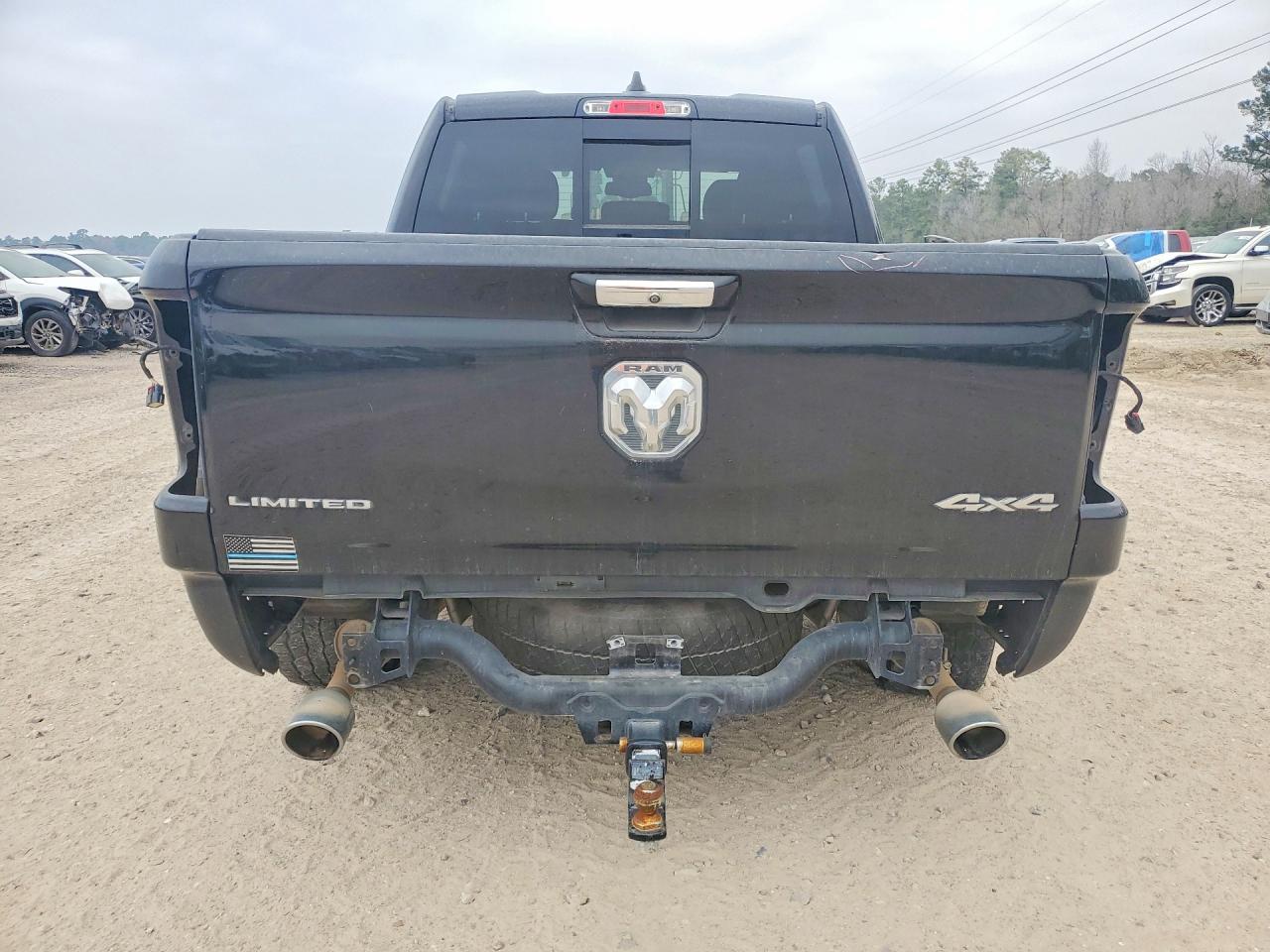 2019 RAM 1500 LIMITED photo 6