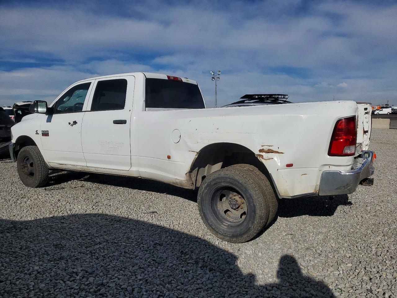 2012 DODGE RAM 3500 ST photo 2