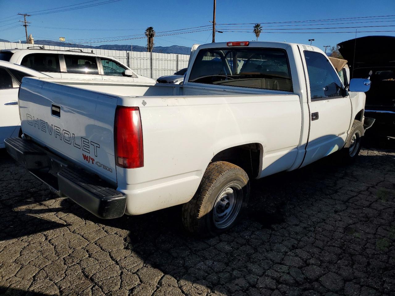 1994 CHEVROLET GMT-400 C1500 photo 3