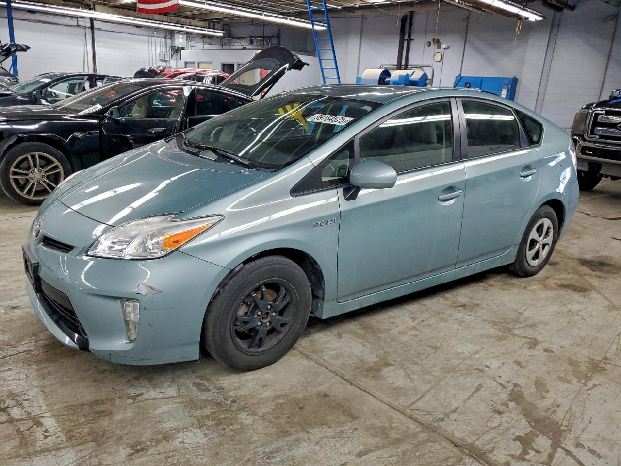 2013 TOYOTA PRIUS
