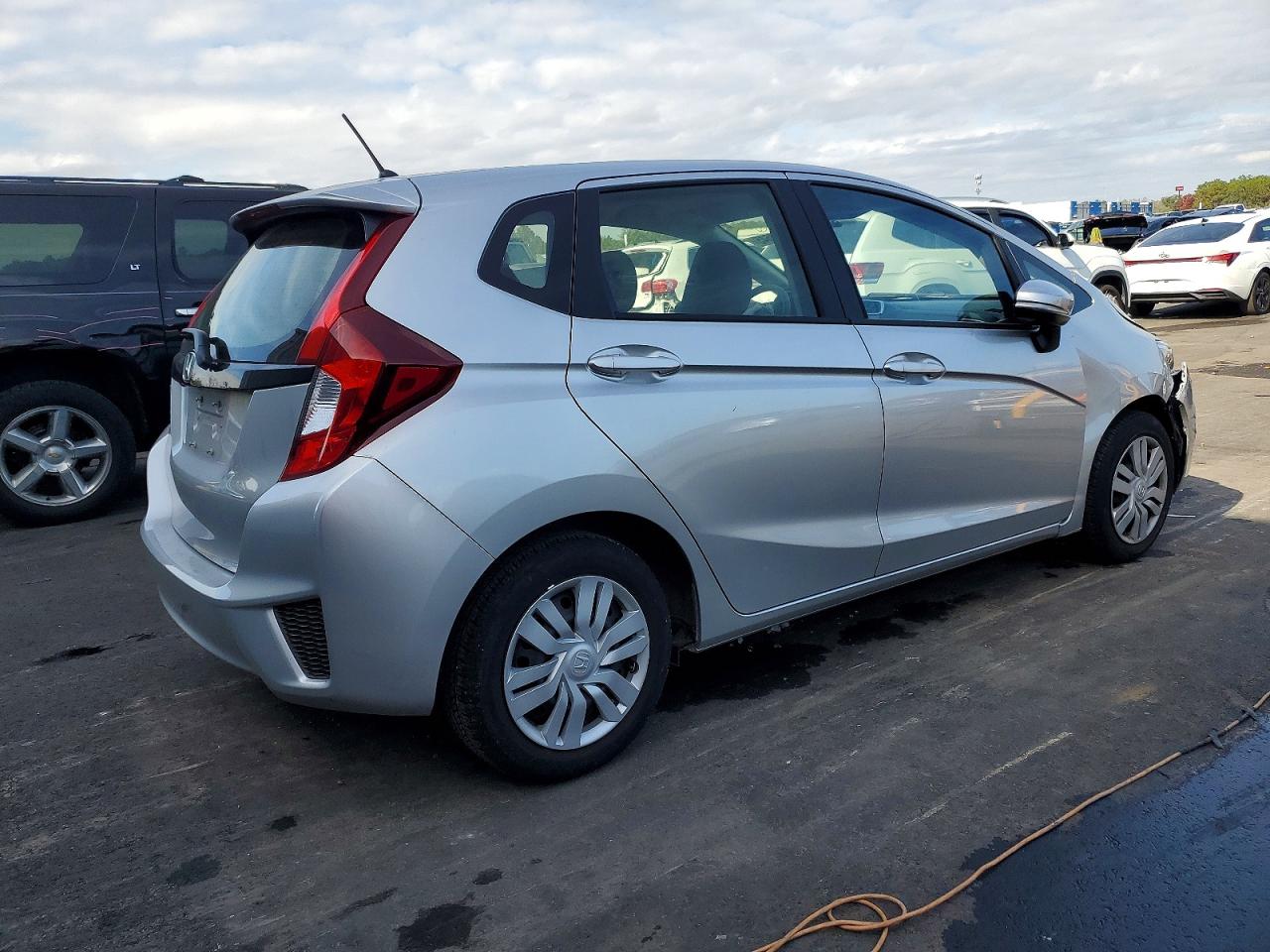 2016 HONDA FIT LX photo 3