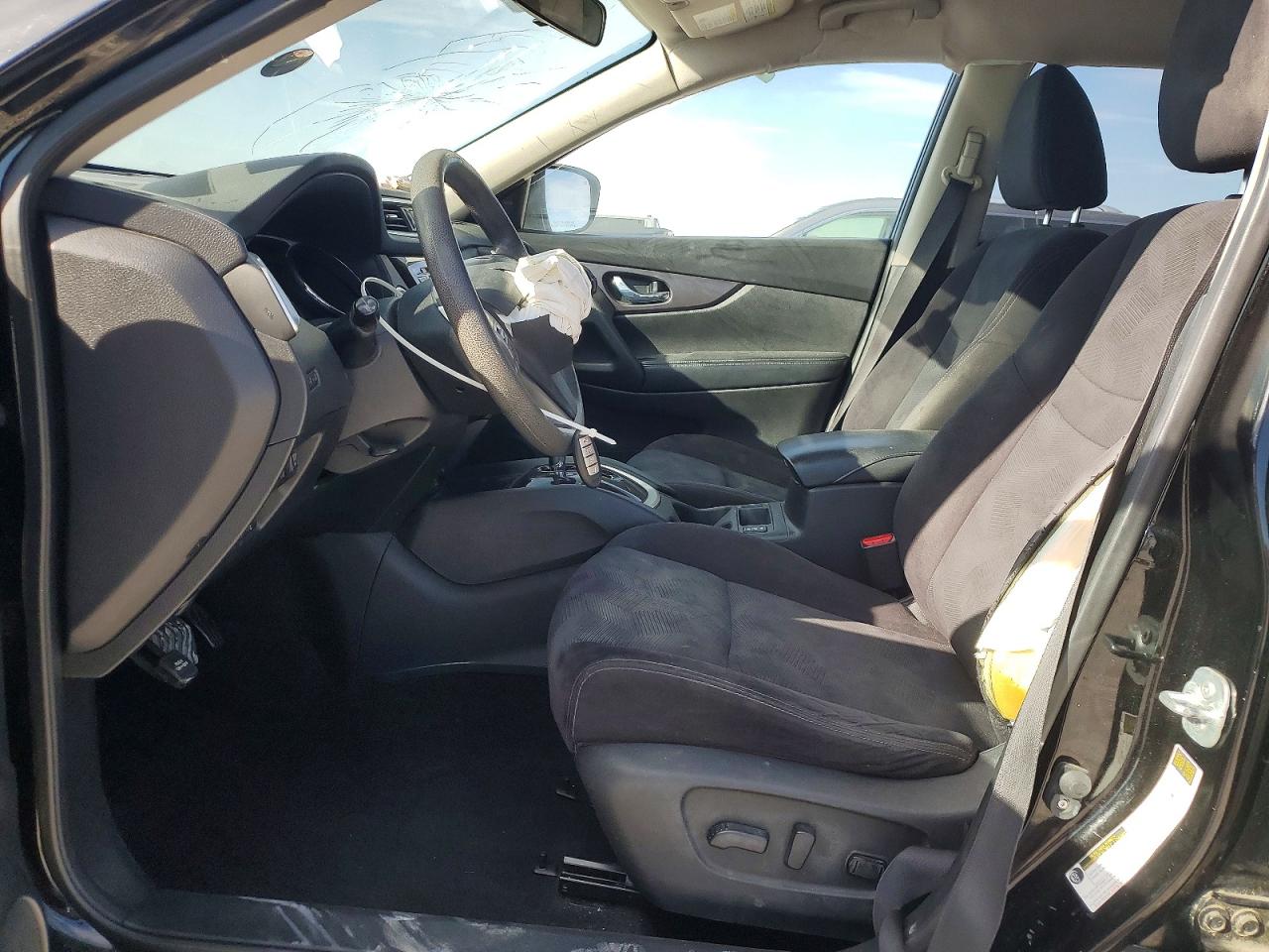 2016 NISSAN ROGUE S photo 7