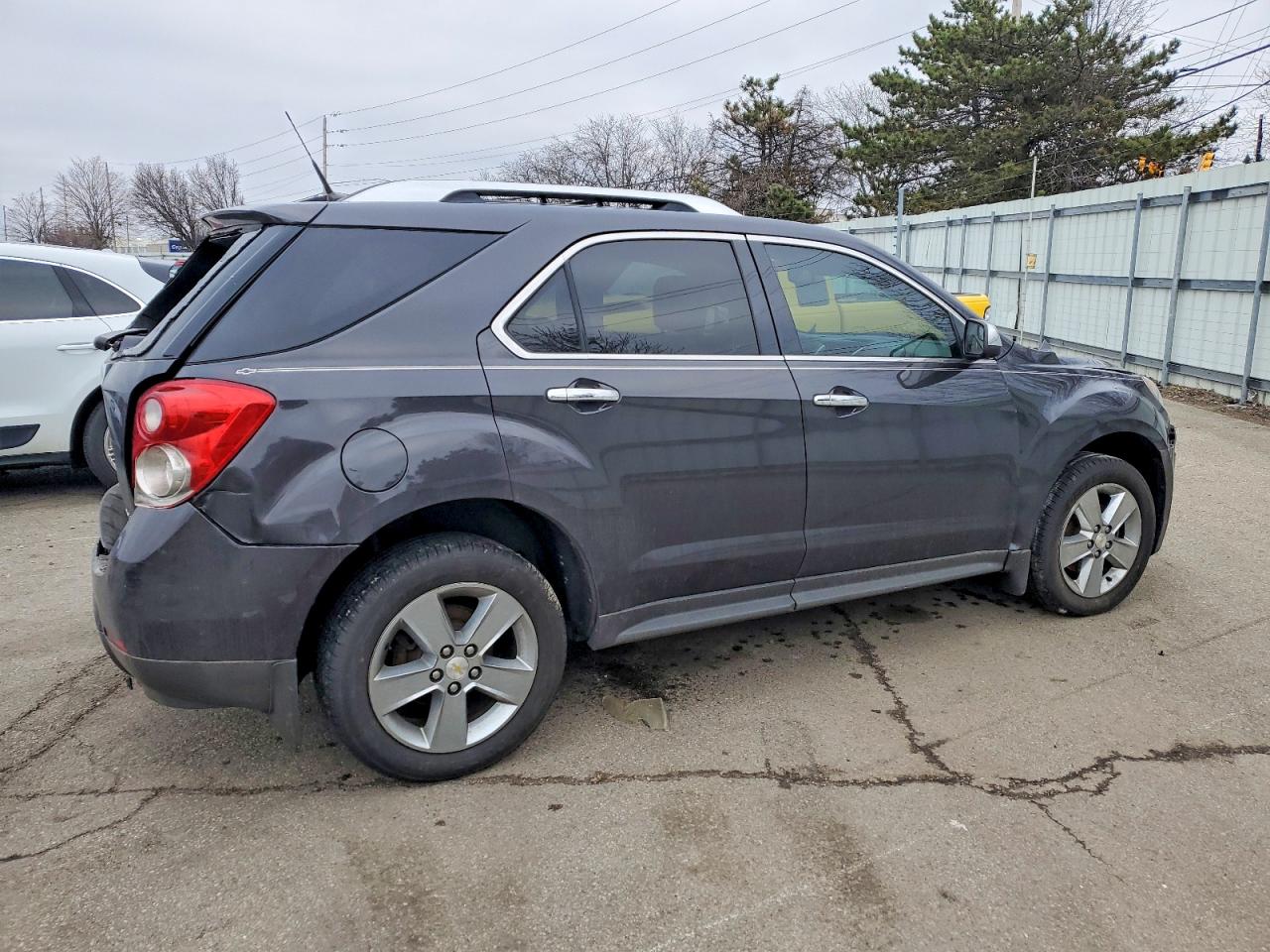 2013 CHEVROLET EQUINOX LTZ photo 3