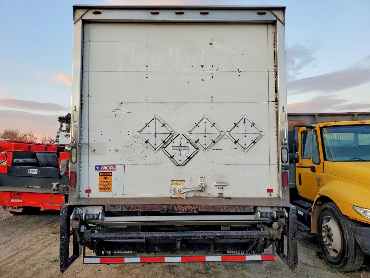 2013 FREIGHTLINER M2 112 MEDIUM DUTY photo 6