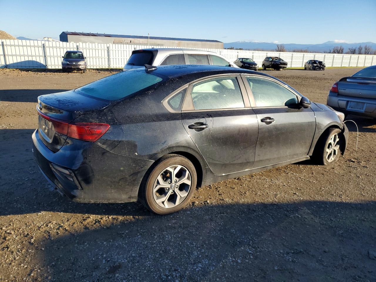 2020 KIA FORTE FE photo 3
