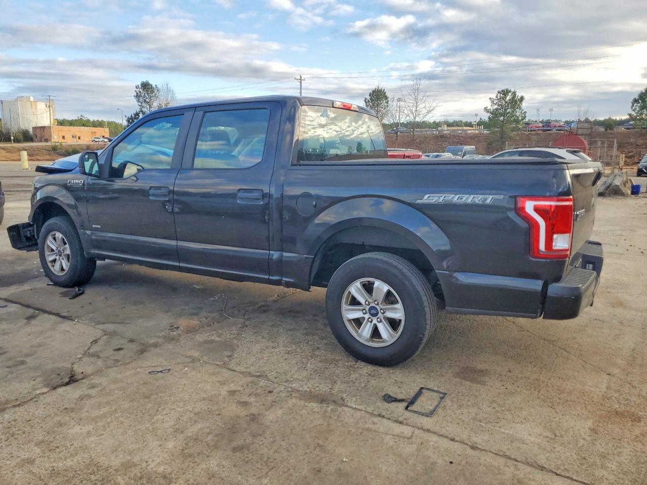 2015 FORD F150 SUPERCREW photo 2
