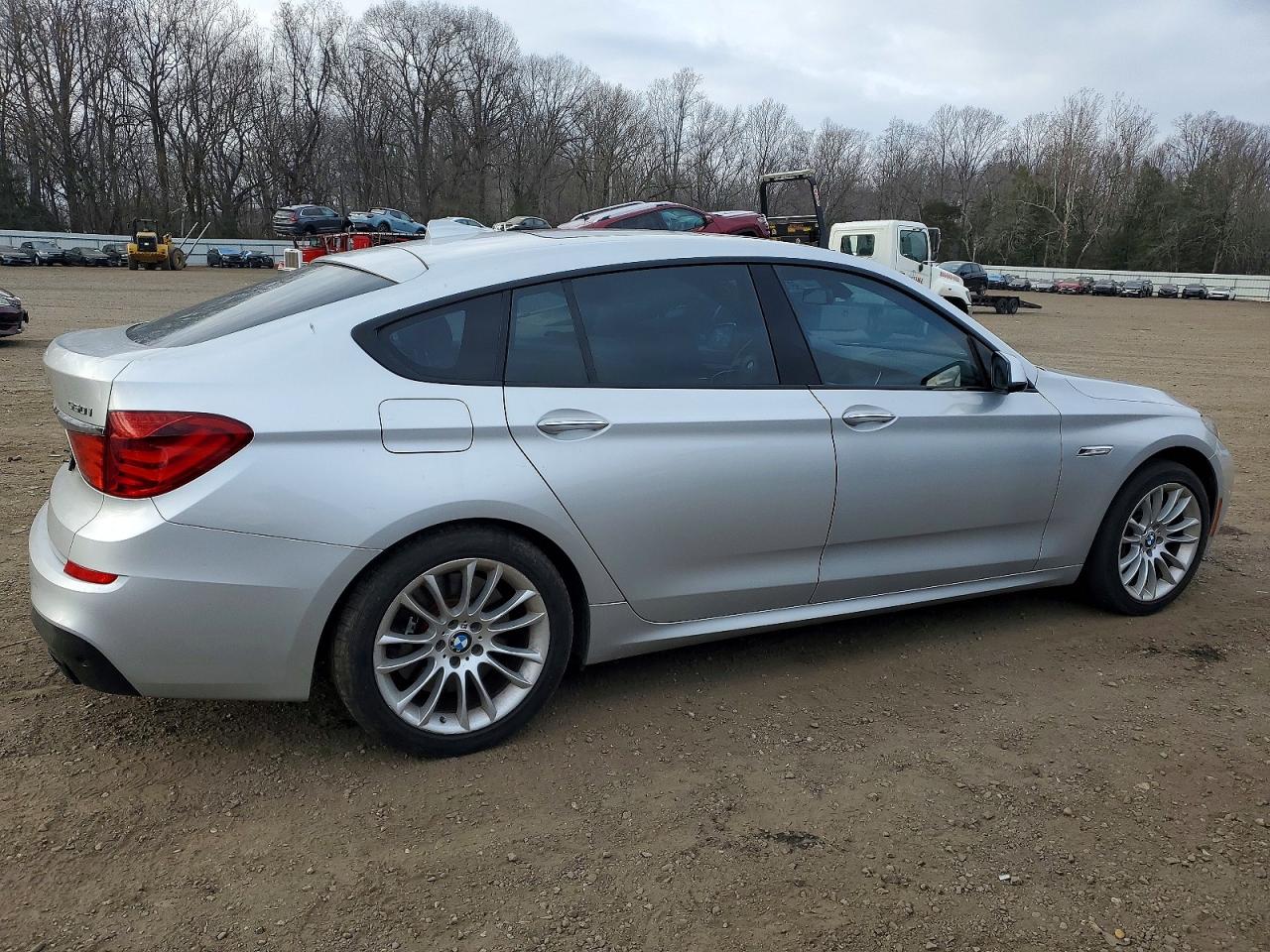 2012 BMW 550 IGT photo 3