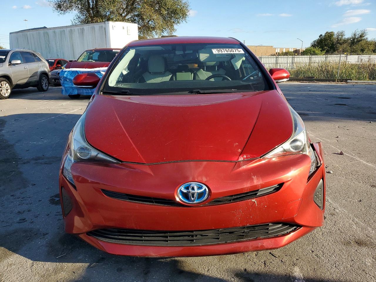 2016 TOYOTA PRIUS photo 5