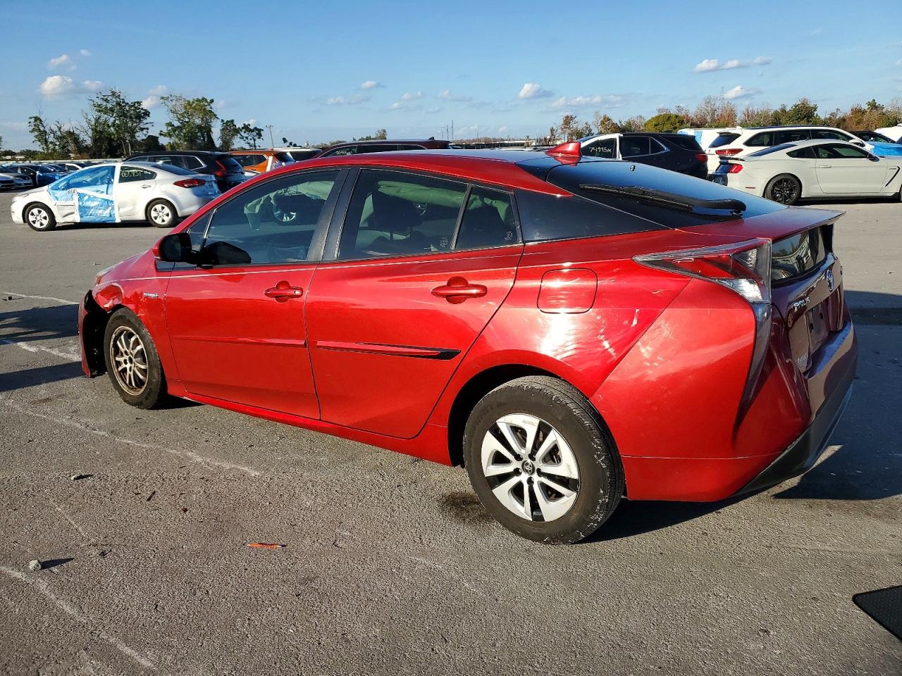 2016 TOYOTA PRIUS photo 2