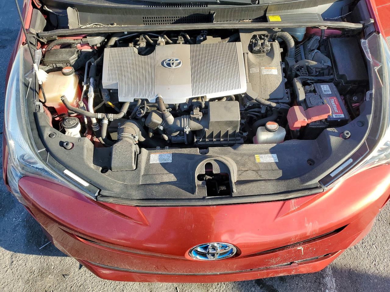 2016 TOYOTA PRIUS photo 11