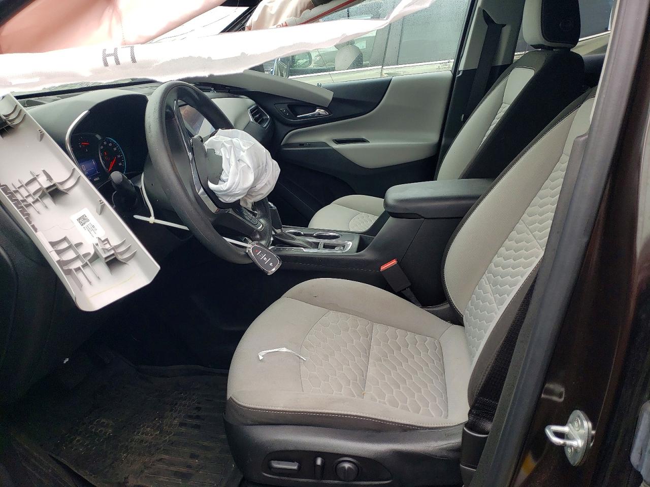 2020 CHEVROLET EQUINOX LT photo 7