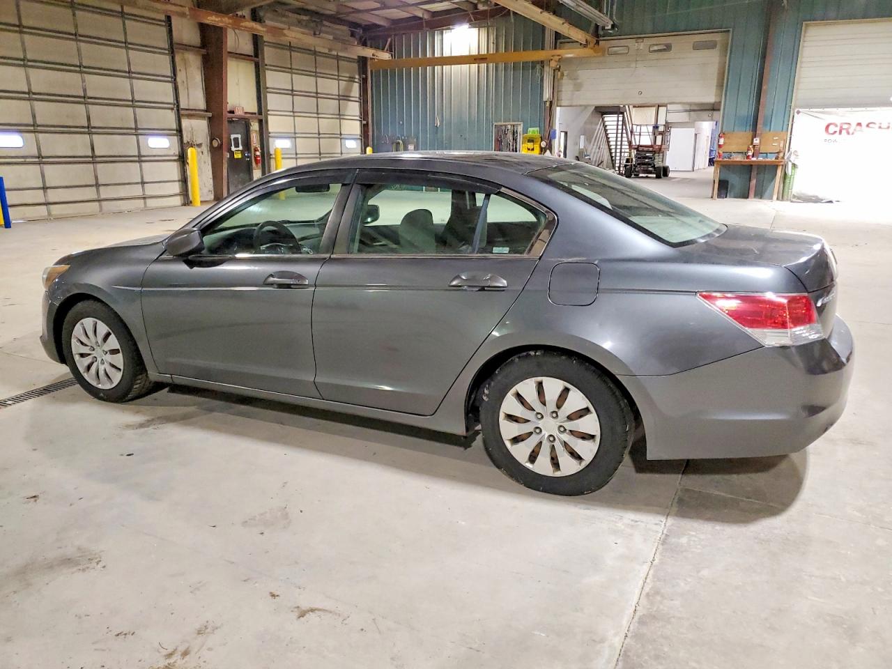 2009 HONDA ACCORD LX photo 2