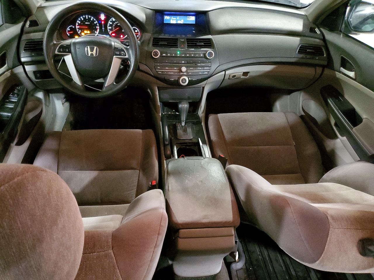2009 HONDA ACCORD LX photo 8