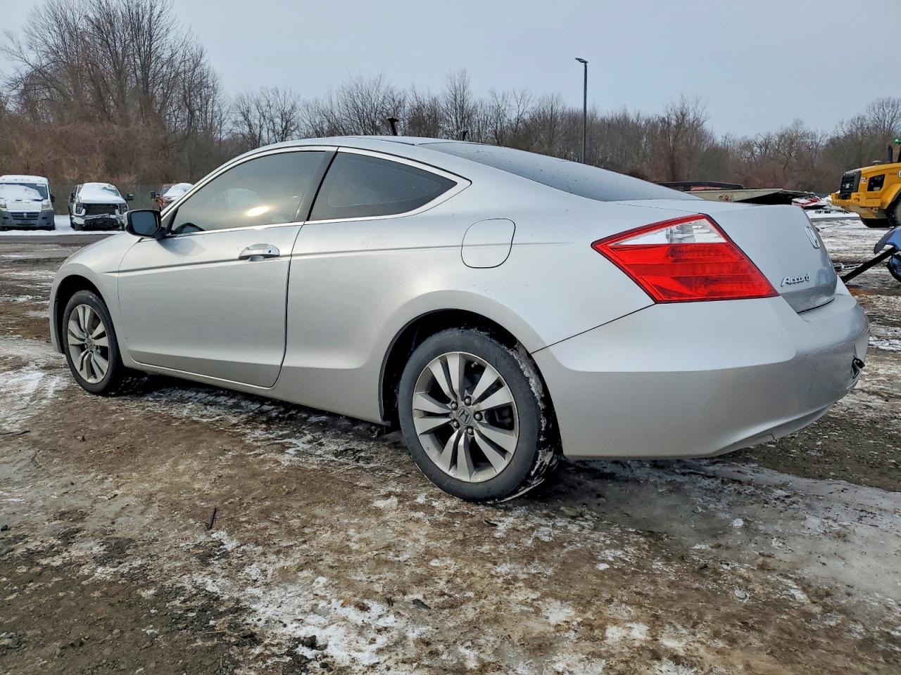 2010 HONDA ACCORD EX photo 2