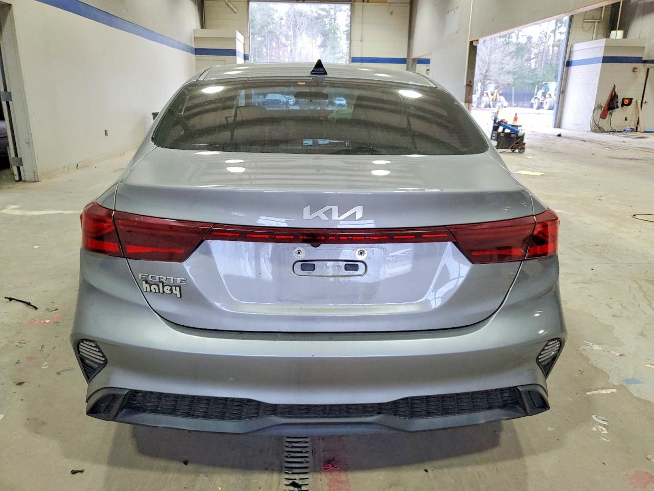 2023 KIA FORTE LX photo 11
