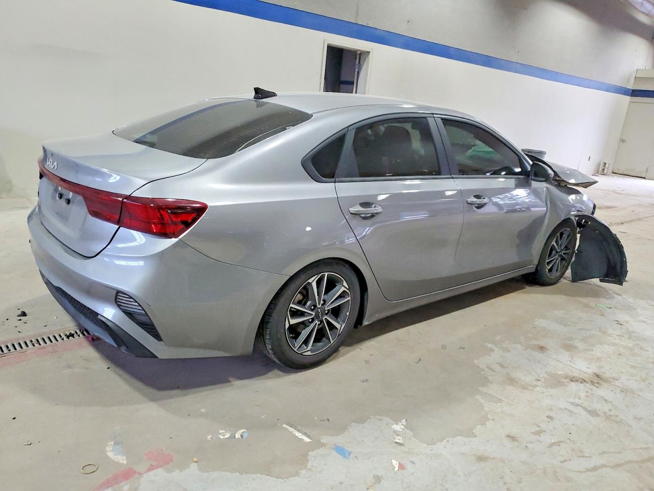 2023 KIA FORTE LX photo 5