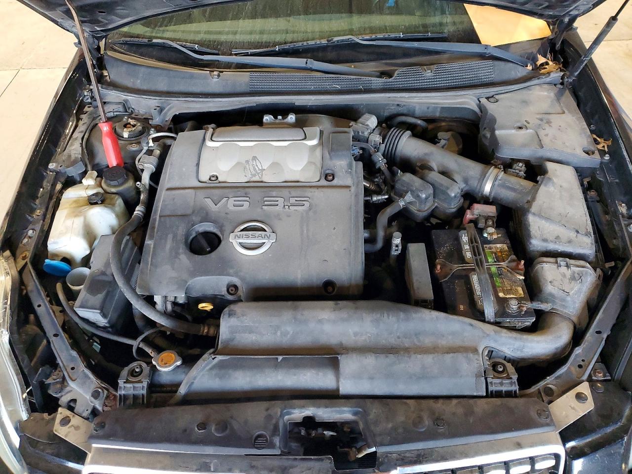 2004 NISSAN MAXIMA SE photo 11