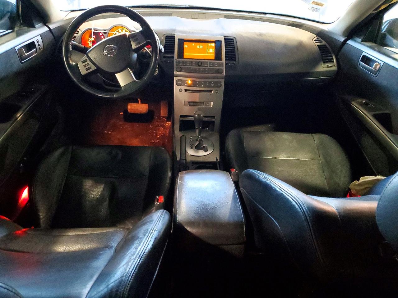 2004 NISSAN MAXIMA SE photo 8