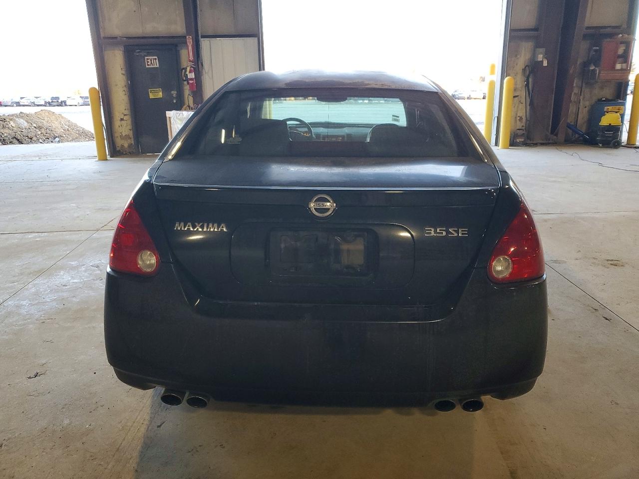 2004 NISSAN MAXIMA SE photo 6