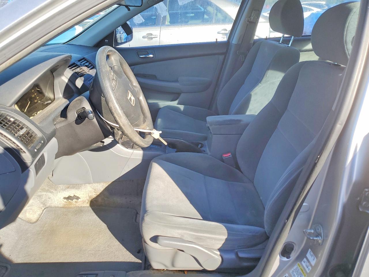 2006 HONDA ACCORD LX photo 7