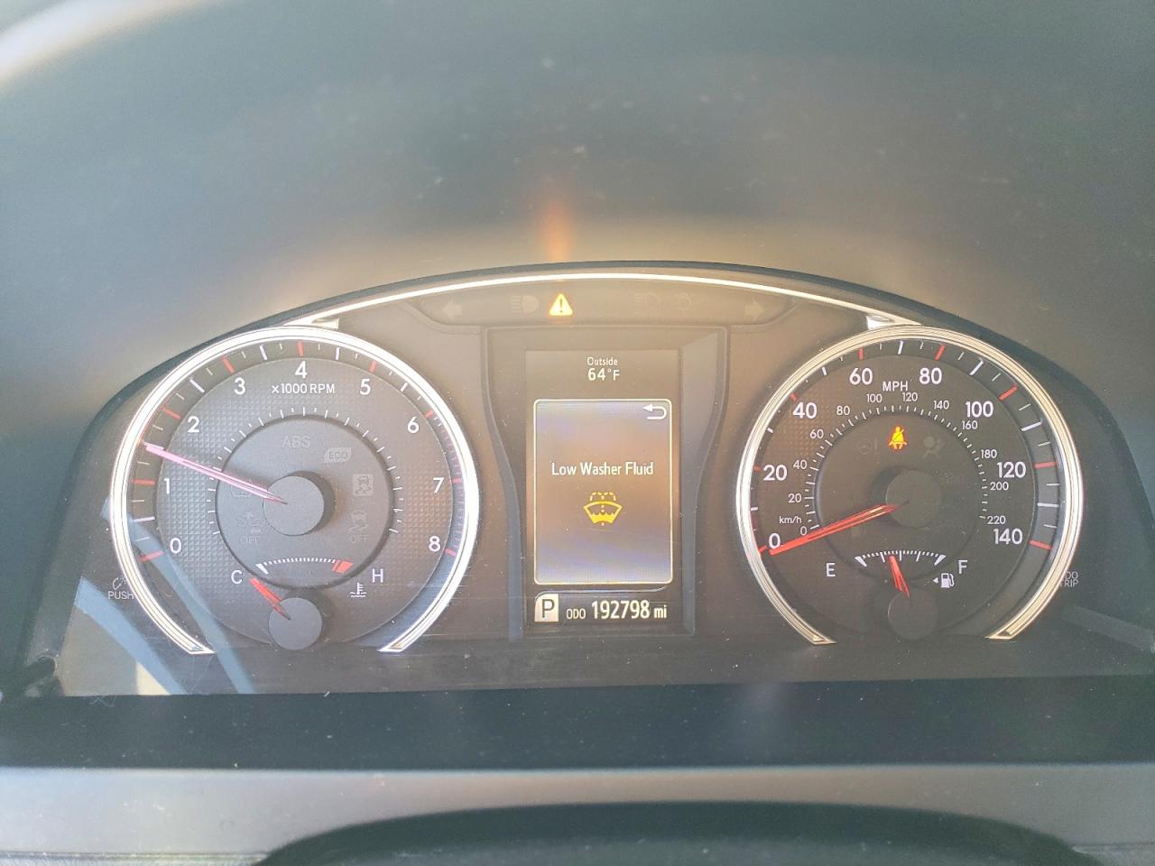 2016 TOYOTA CAMRY LE photo 9