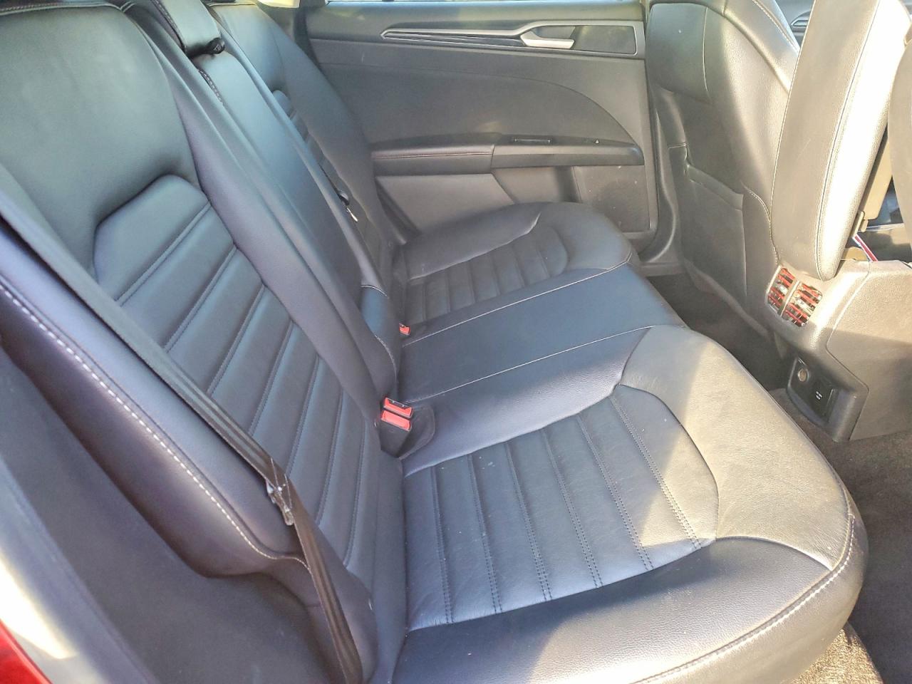 2018 FORD FUSION SE photo 10