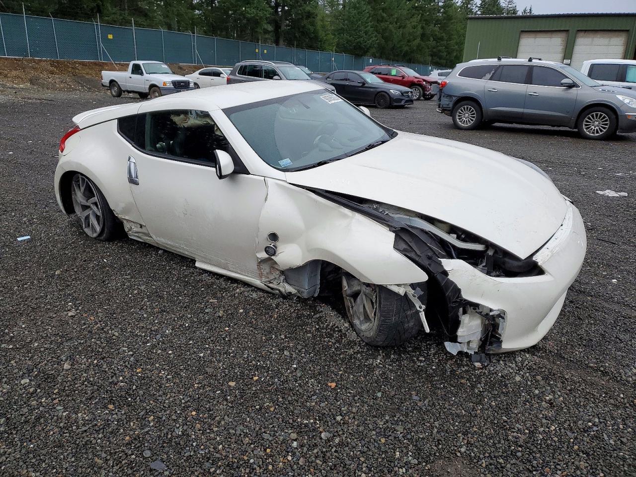 2015 NISSAN 370Z BASE photo 4